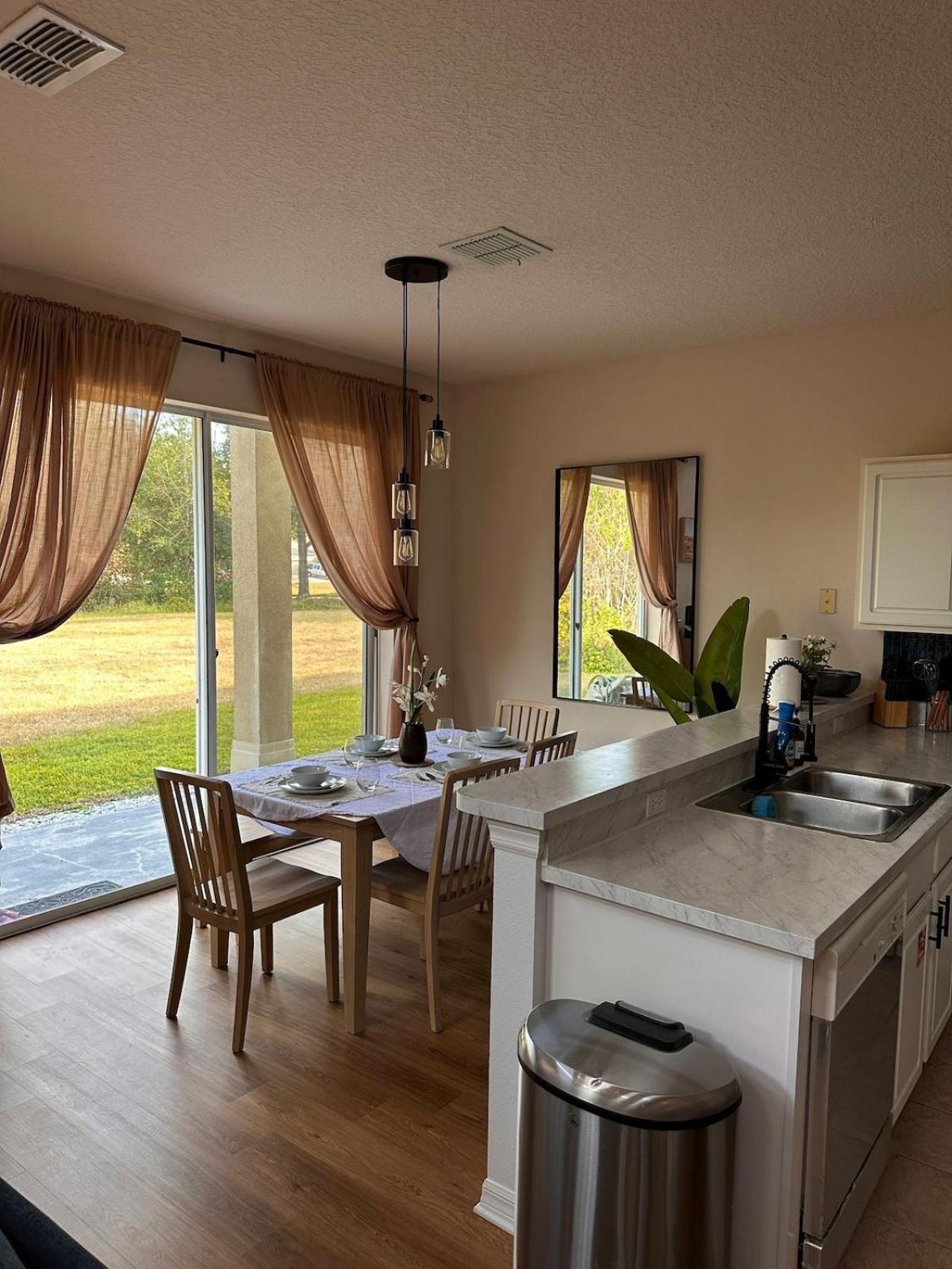 Sun Drenched & Spacious Retreat Mins To Disney Villa Davenport Exteriör bild